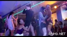 تشغيل يظهر حزب الحياة البرية الجنسية السياسية المتحركة