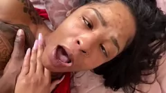 Abspielen Step Mom wird mit BBC im Neujahr ungezogen!