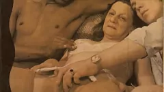 Jouer MILF pelosi e gilfs in porno retrò retrò