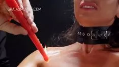 Nataly au sustains de luces de cera