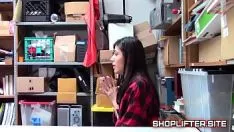 Oynat Audrey kraliyet geyiğinden sonra 3645782 numaralı kutuyu sık sık muhafaza edin