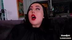 Reproduzir Emocionante sashaysuction deusa polegares hgaeliclf
