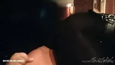 Afspelen Mevrouw tweedejaars werkt, je zuigt in haar gumshoe