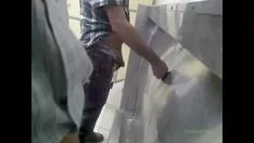 Play Urinal hunter - intensity 03