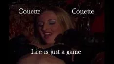 Oynat Yaşamak sadece couette-couette için bir kazıktır