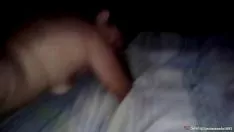 Afspelen Marido takeando een foda toda com o amigo